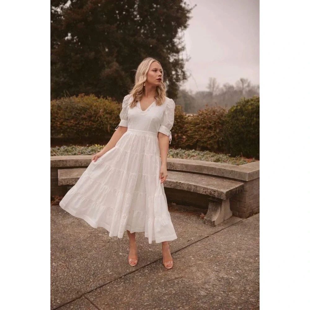 UO En Saison Romilla Midi Dress